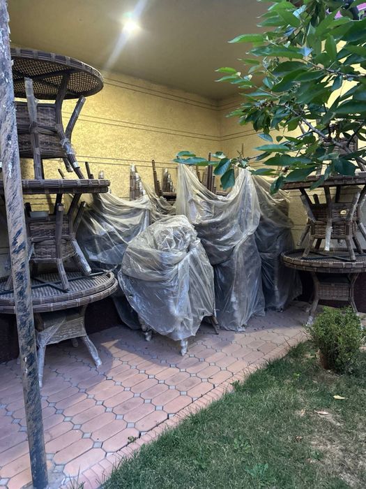 Летний круглый стол стул