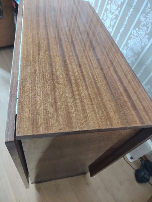 Продам стол-тумбу
