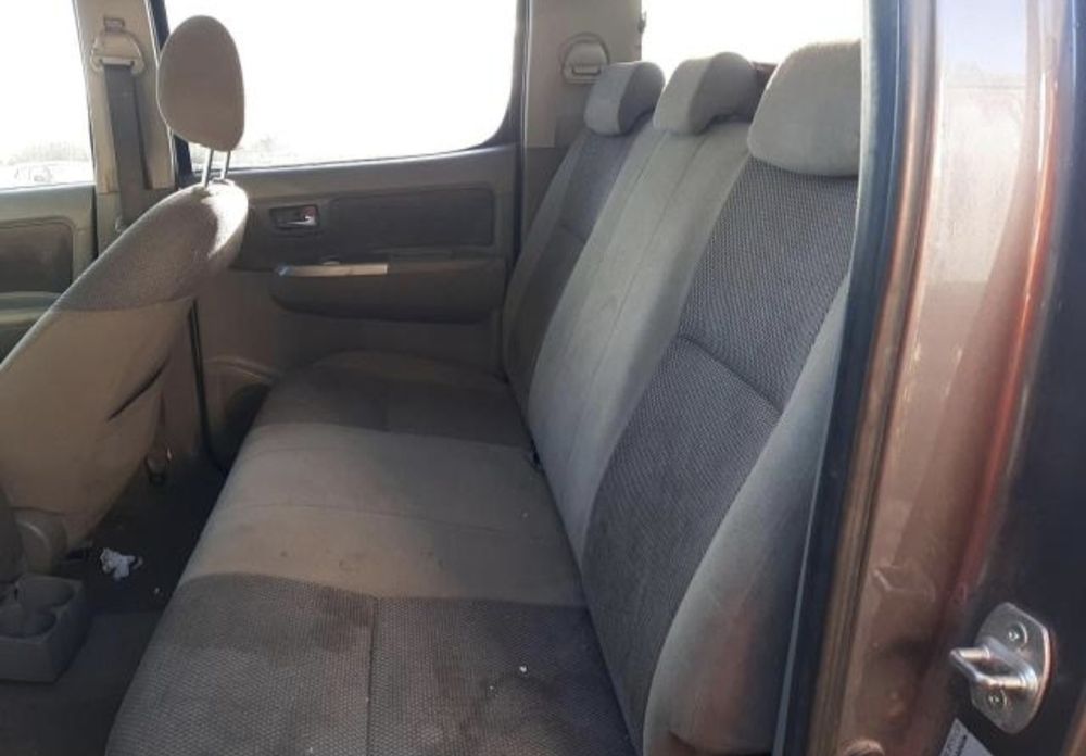 Dezmembrez Toyota Hilux 3.0 Manuala 2006-2012