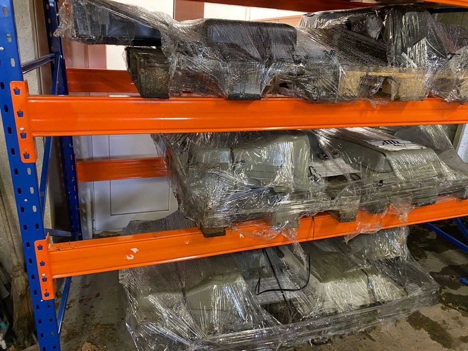 Батерии за електромобили и соларни инсталации