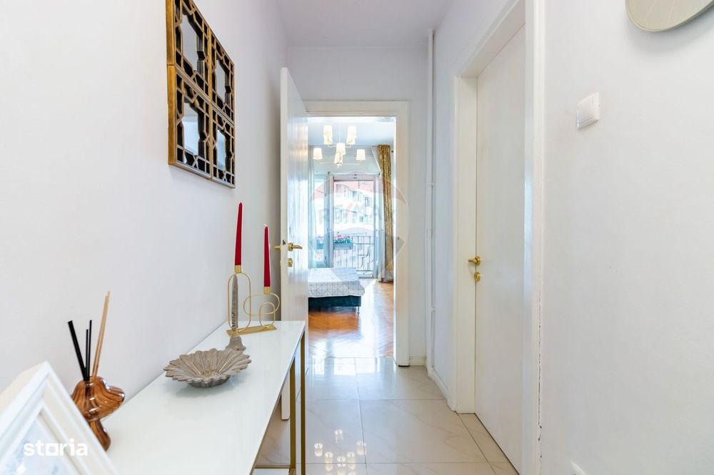 Apartament cu 1 camera vânzare în zona P-ta Universitatii — fotografia 3