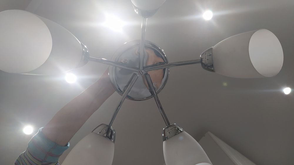 Светильник белый