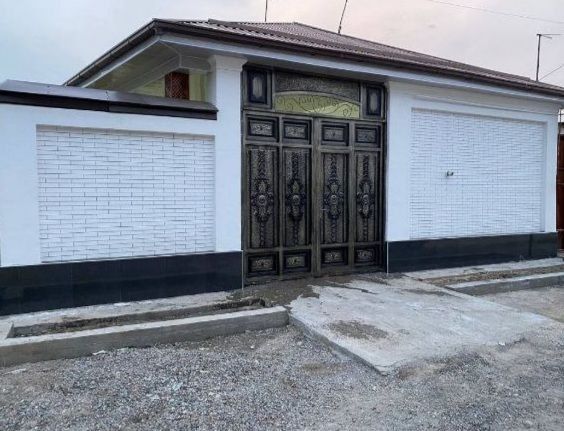 Uy sotiladi arzon va sifatli