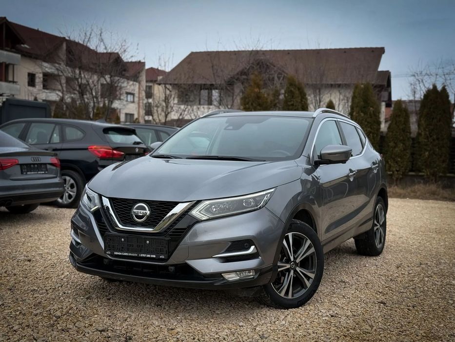 Nissan Qashqai full led/panoramic/scaune incalzite/rate/garantie