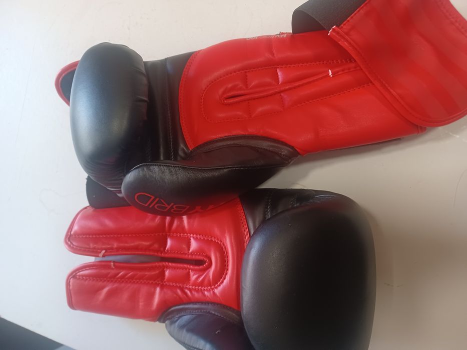 Боксови ръкавици adidas hybrid 100  10oz