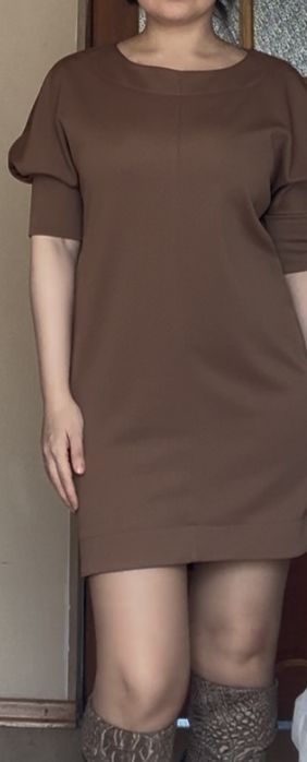 Платья каждое по 5 тысяч, размер S