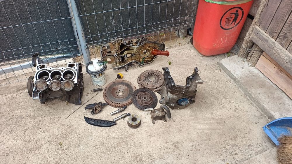 Piese motor 1.0 Sce Dacia Logan 2018