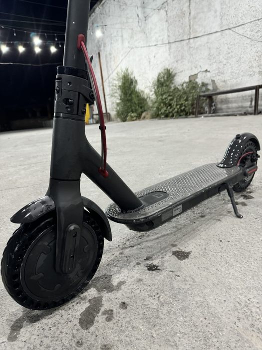 Электросамокат Xiaomi M365