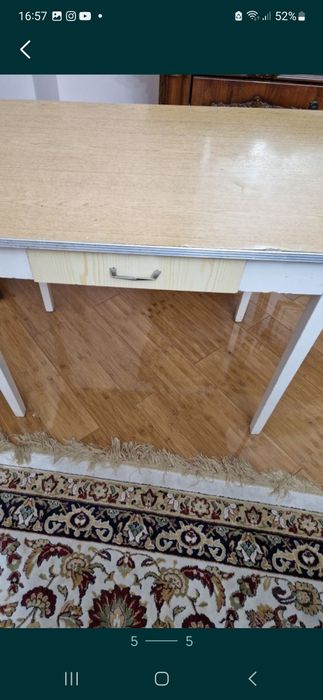 Столы , сиулья , банкетки