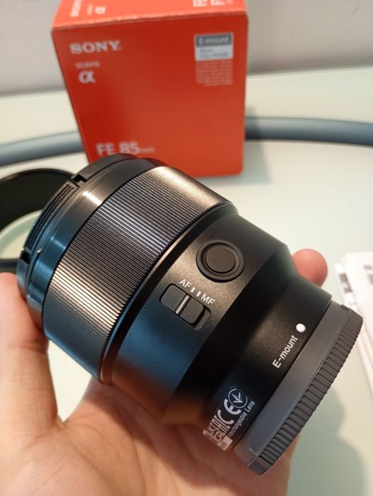 Vand obiectiv Sony FE 85 mm Full Frame - Ca Nou