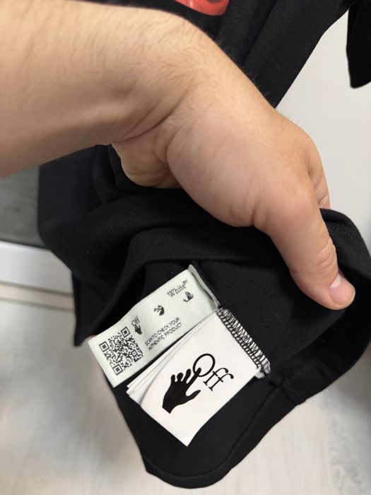 Off white caravaggio tee