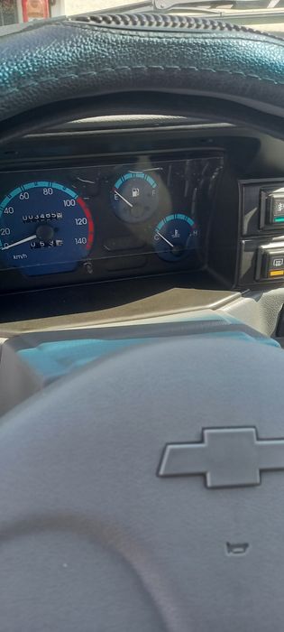 Faqat naxtga hamma joyi toza kraskasi yuq pulidan otib beriladi