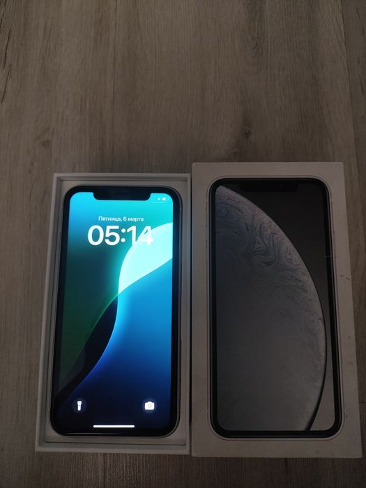 Iphone xr в хорошем состоянии