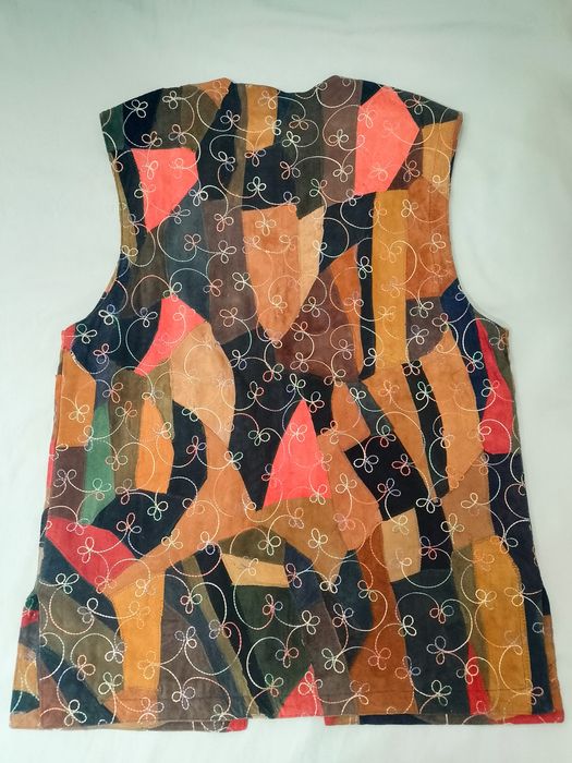 Кожен елек с декоративен шев