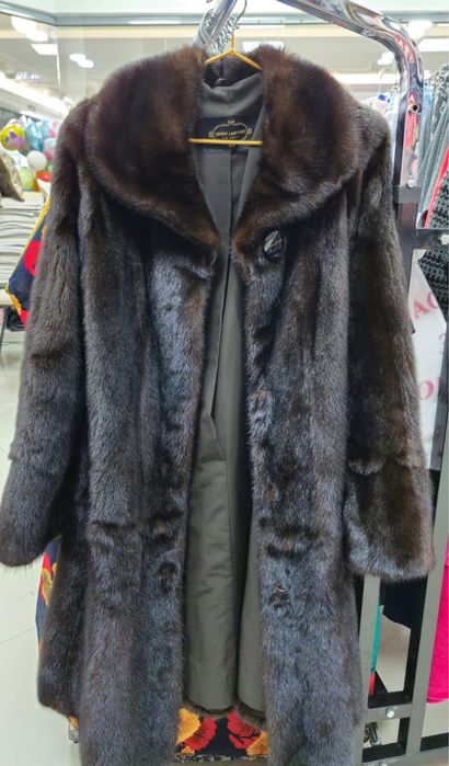 Продам норковою шубу