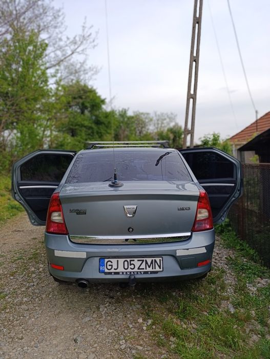 Vând Dacia Logan 2009