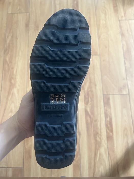 Продам обувь, новая