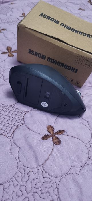 Mouse ergonomic wireless rgb nou