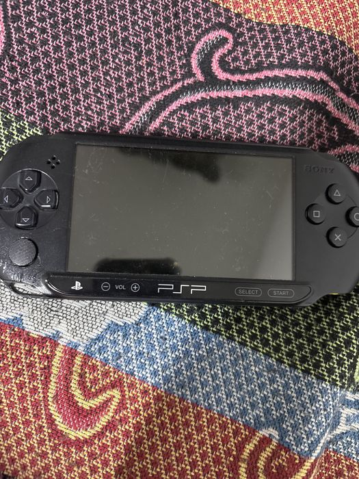 Продам приставку psp