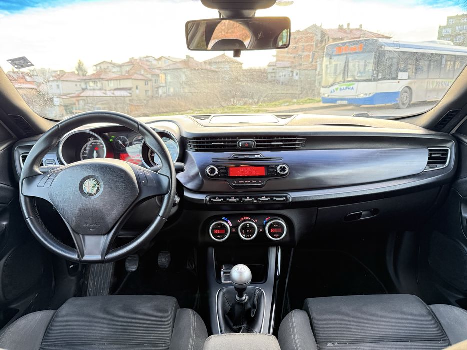 Alfa Romeo Giulietta 1.6 JTDM-2 105Hp 2013г 228000км Климатроник Euro5