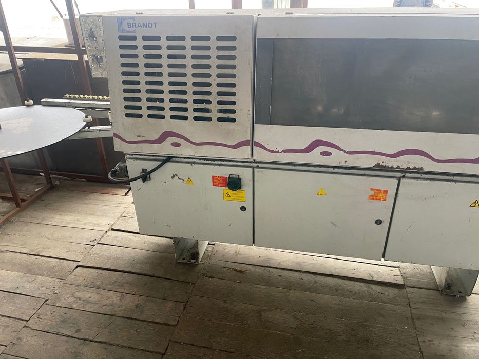 Кромкооблицовочный станок