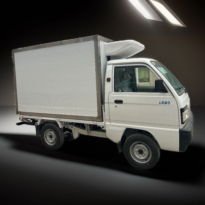 labo va boshqa turdagi aftomabilarga bort easash hizmati