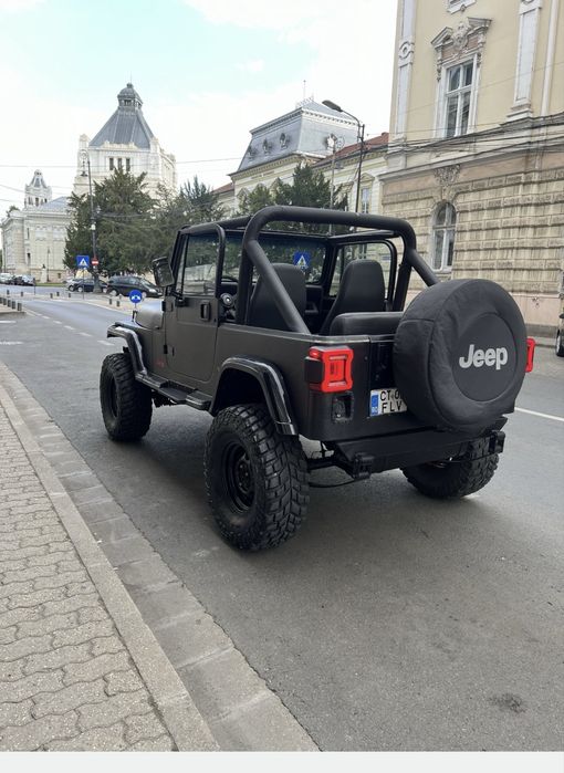 Vand Jeep Wrangler sau schimb cu Rolex
