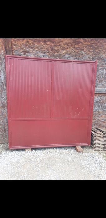 Poartă metalică de vanzare