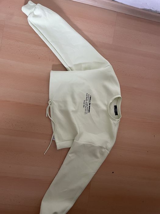 Блуза Bershka в отлично състояние