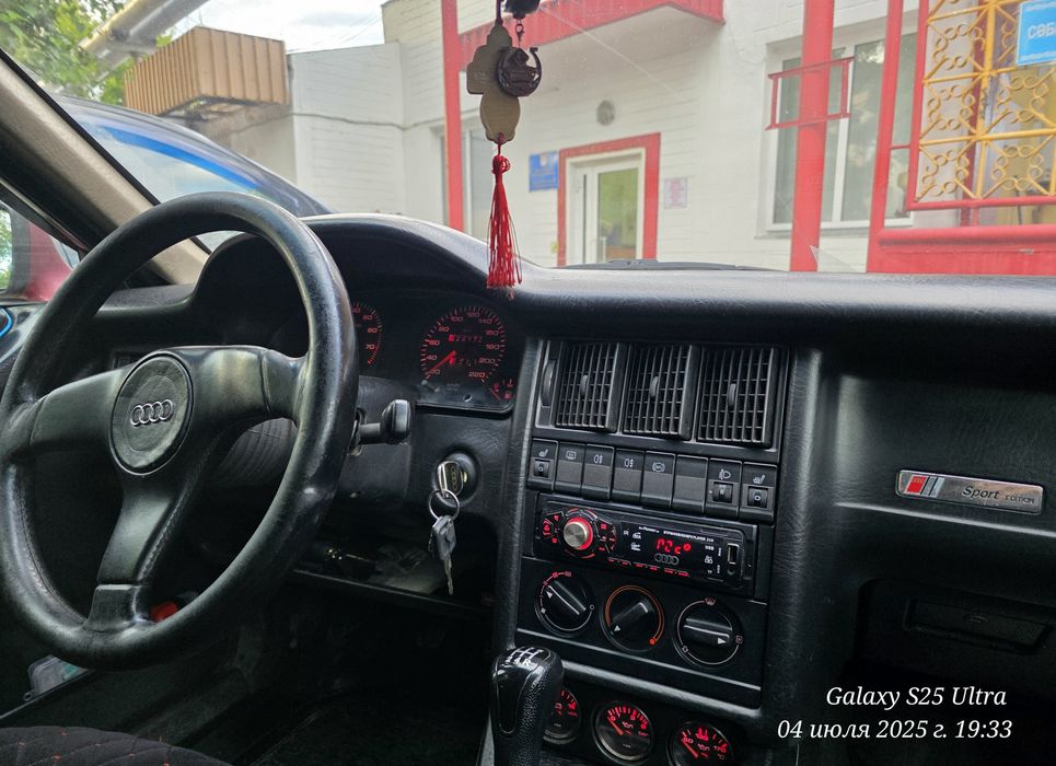 Продам Audi 80 B3
