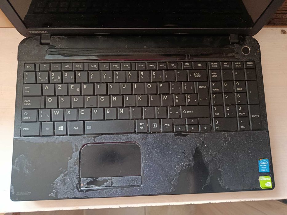 Лаптоп Toshiba Satellite C55-A / i5-4200M / 12GB RAM / 112GB SSD / NVIDIA GeForce