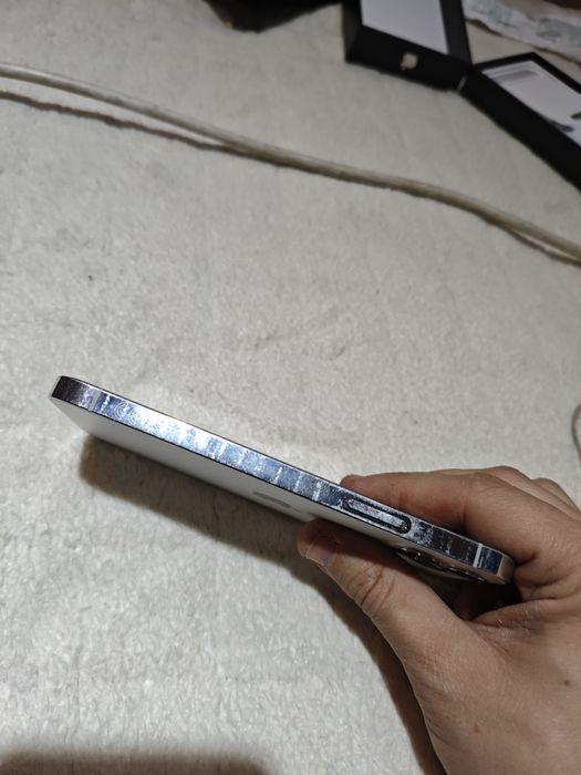 Продам iPhone 12 pro