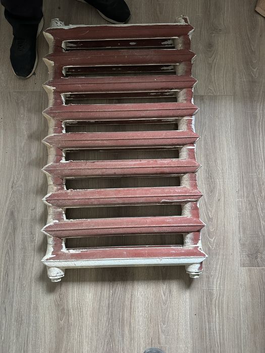 Продается чугуная батаре
