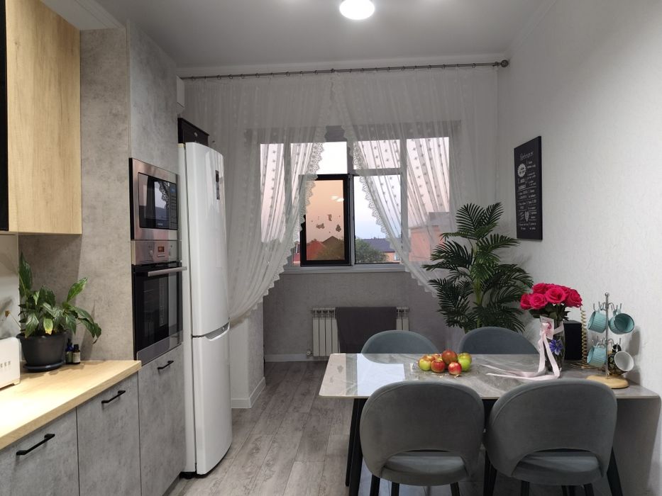 Продам квартиру мкр Байтерек (9 мкр)