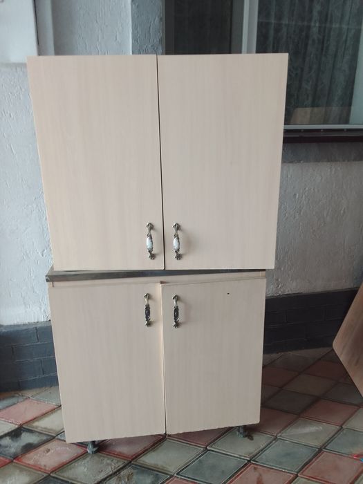 Кухонный шкафы продам