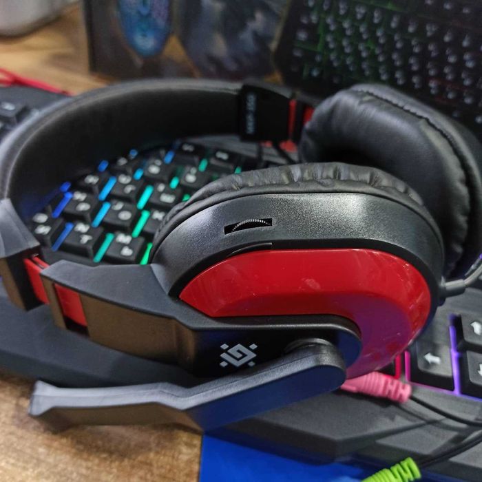 продам новый игровой набор 4 в 1 Defernder MKP-350 TARGET