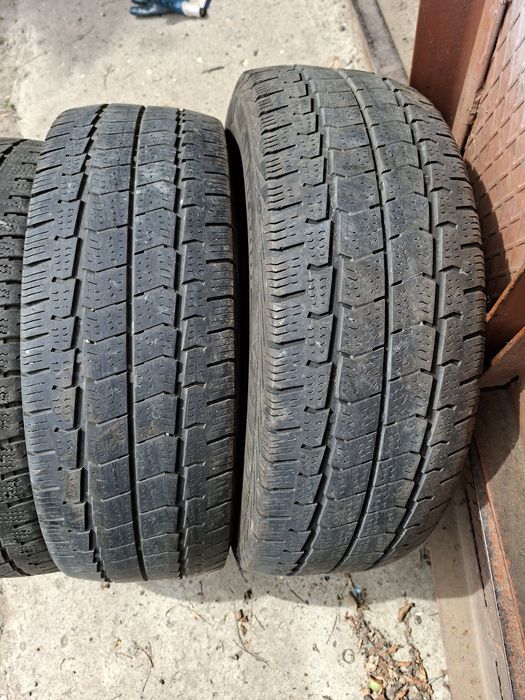 Продам шины 225/65/16С гудиер