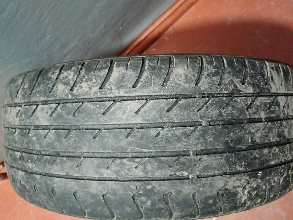 Продам шины Размер 205 /60 /16