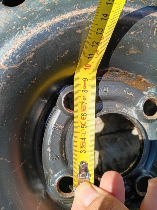 Jantă tabla R14 cu anvelopă allseazon  Goodyear UltraGrip 175/65 R14 / Roată de rezervă