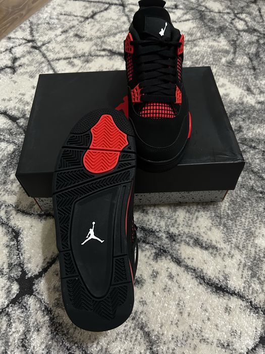 Jordan 4 Red Thunder