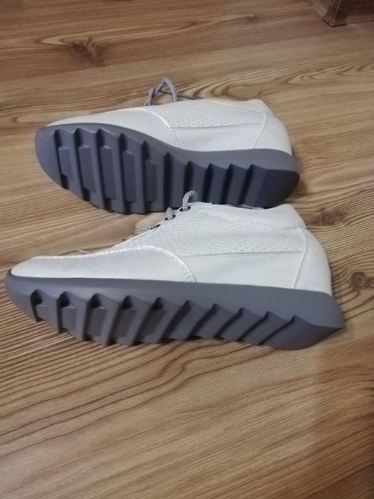 Дамски ежедневни обувки