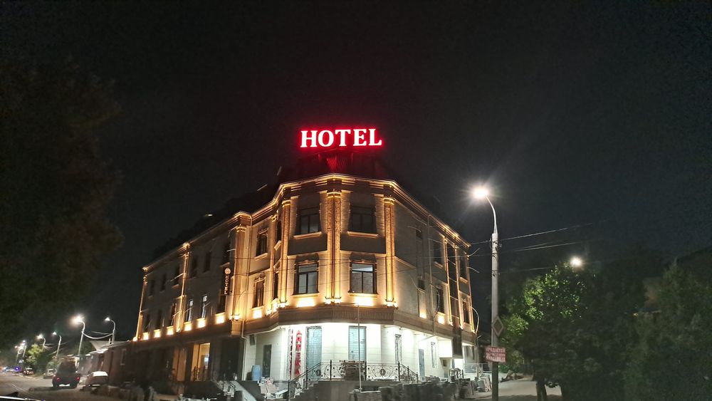 Наружная реклама световые короба обьёмные буквы