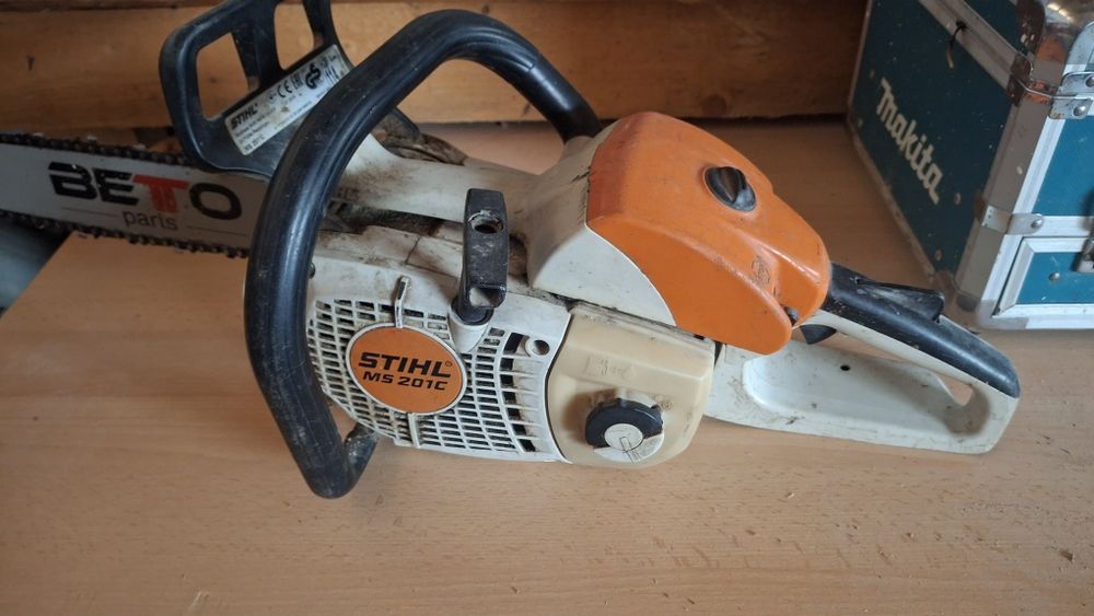 Vînd sthil 201c stare buna perfect funcțional