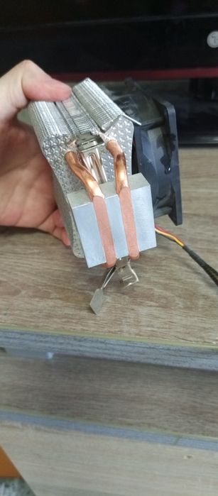 Продам кулер на процессор