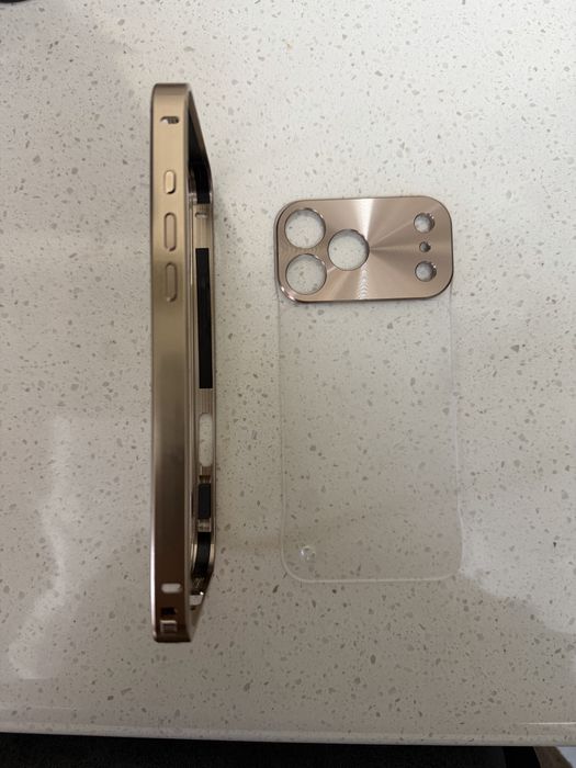 Iphone 17 pro Max метал чехол