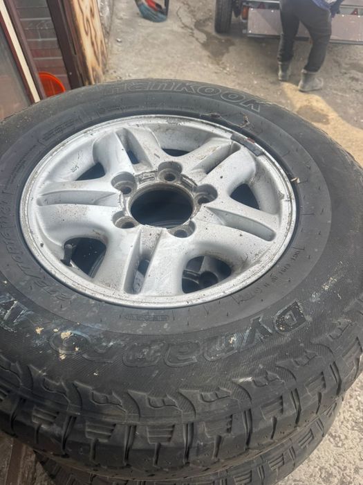 Продам диски с резиной