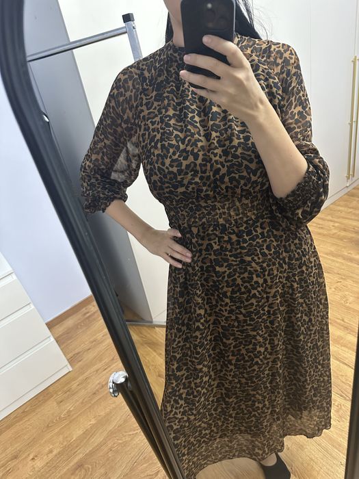 Продам платья, размер М