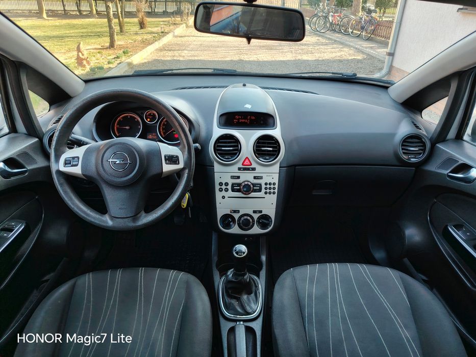 Opel CORSA D 1.3 cdti E4 an 2008 A/C  148.700km