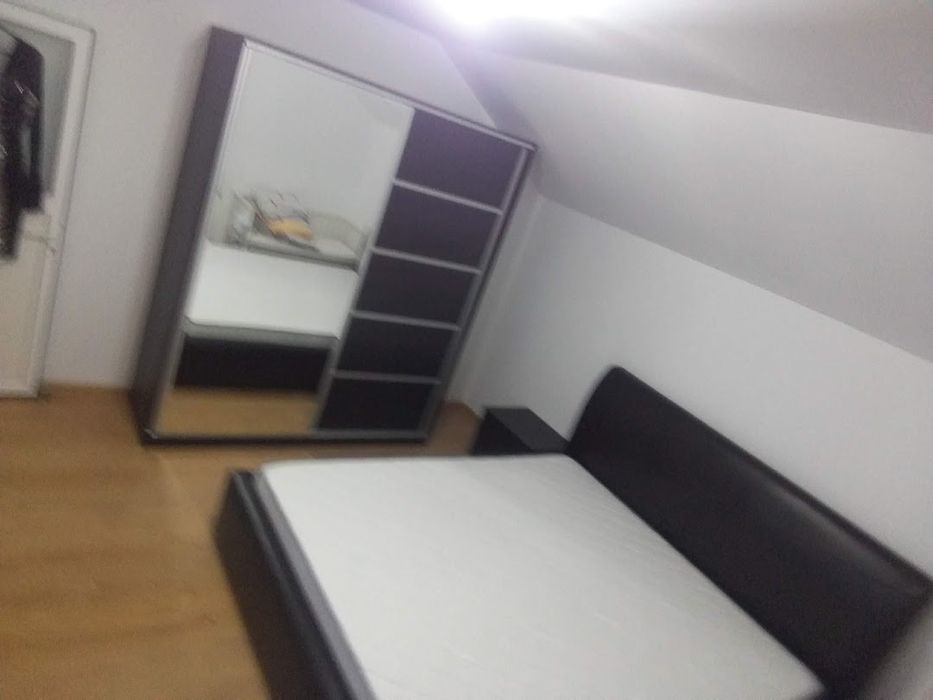 Vând dormitor Wenge