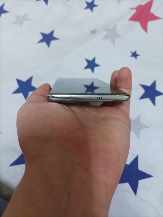 Huawei nova 10 8/128  phone